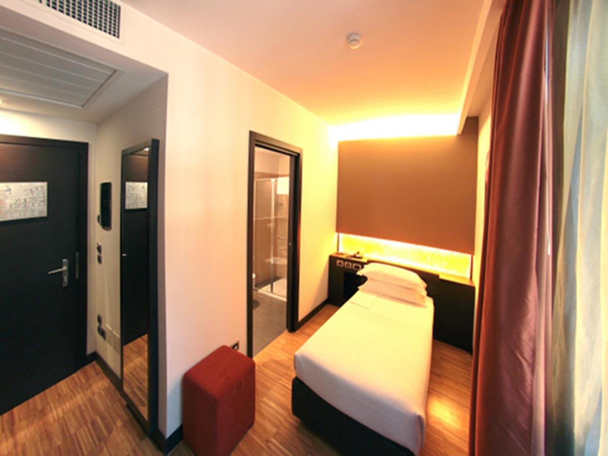 Postumia Hotel Design Oderzo Pokoj fotografie
